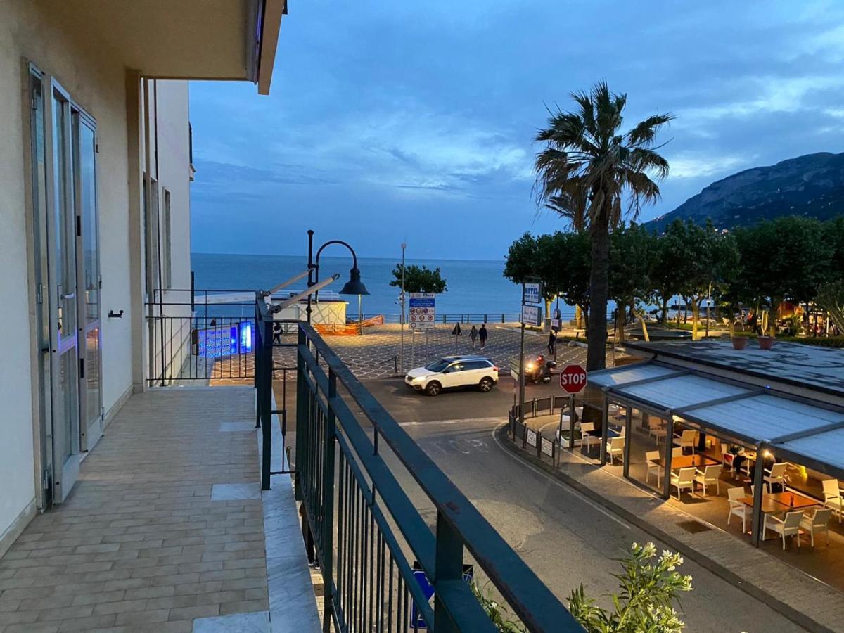 La Casa Lungo Il Mare Daire Maiori Dış mekan fotoğraf