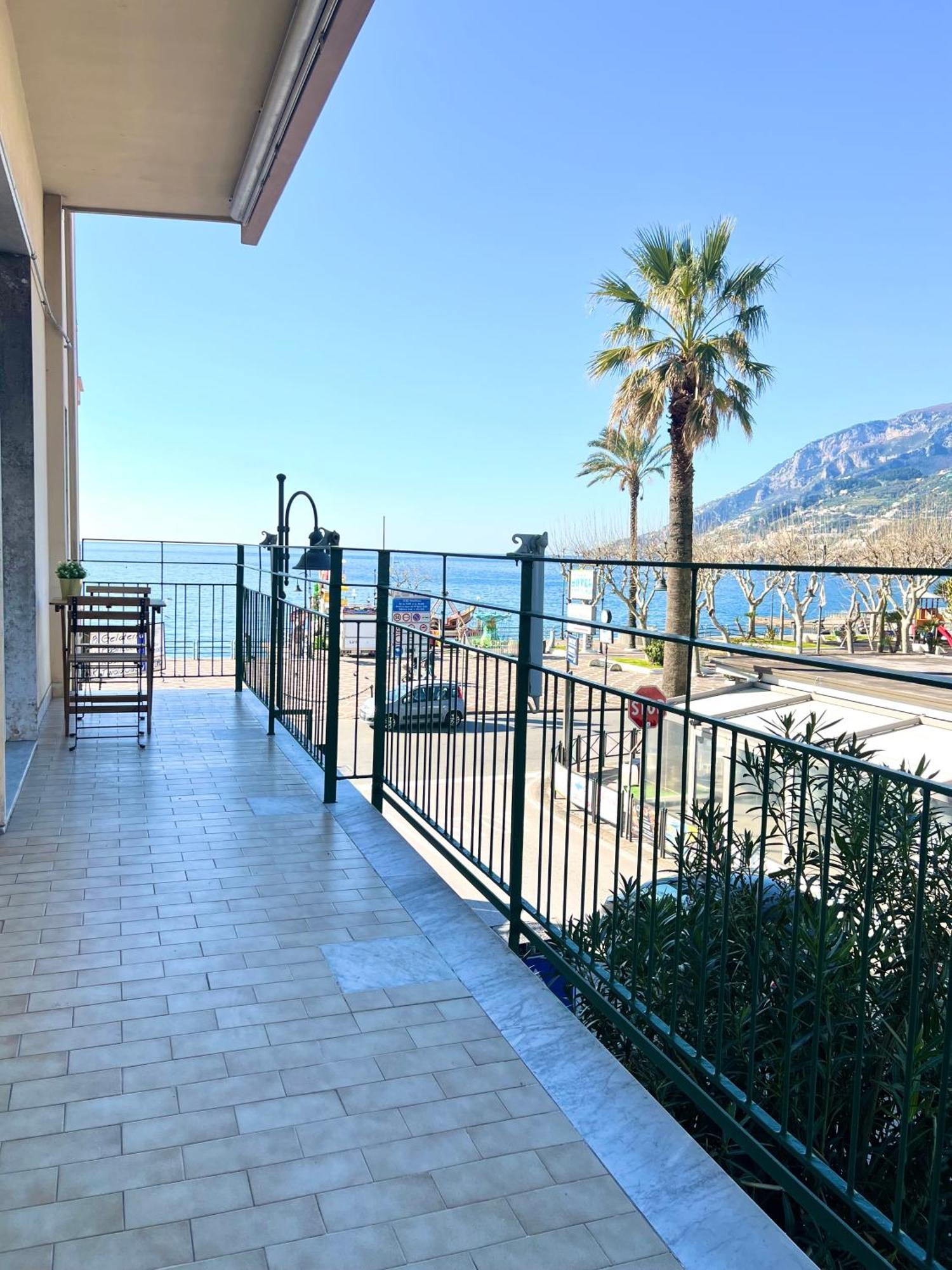 La Casa Lungo Il Mare Daire Maiori Dış mekan fotoğraf